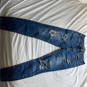 Distressed, High Rise, dark blue skinny Jean/Jegging